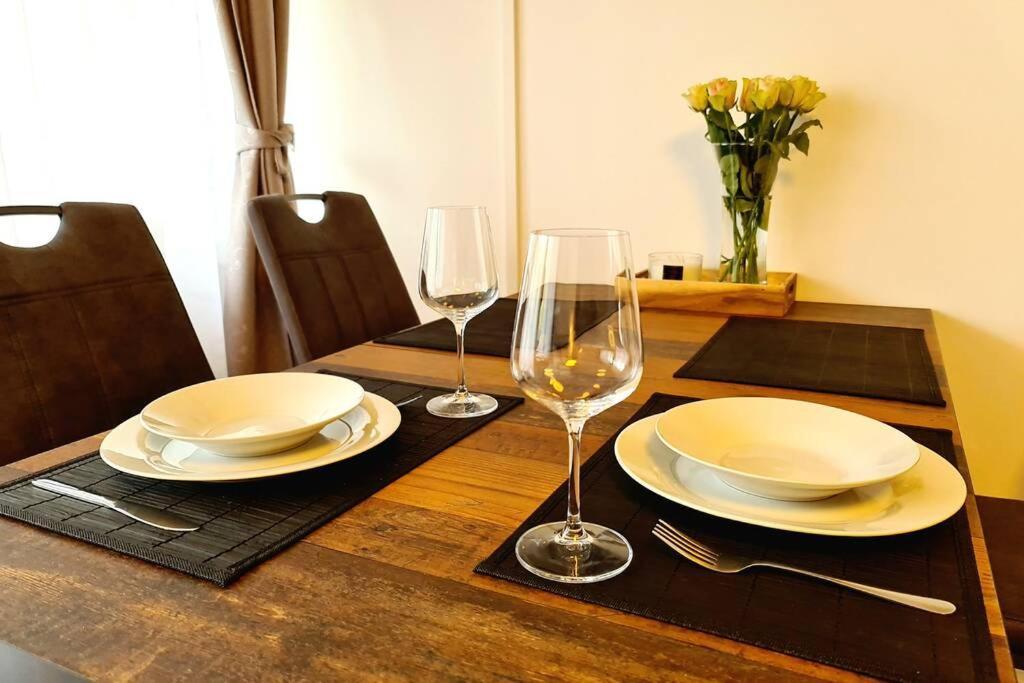 Rivulet 2 Bedroom Apartment Baden-Baden Exterior photo